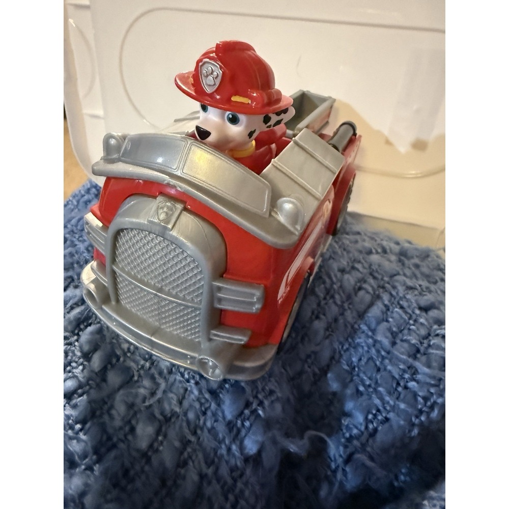 Paw Patrol Vehicle and Figure - Marshall Fire Engine
